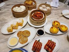 -香港百合居(LCM置汇旭辉广场店)