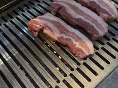-臻牛烤肉