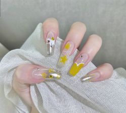 -兔猫ToMoreNails美甲美睫