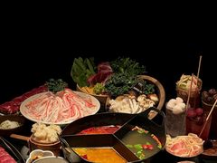 -三出山火锅(南京万象天地店)
