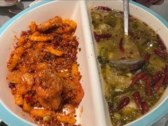 -姚姚酸菜鱼·金戈戈香港豉油鸡(喜荟城联名店)