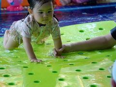 -龙格亲子游泳·水育早教运动中心(绿宝中心)