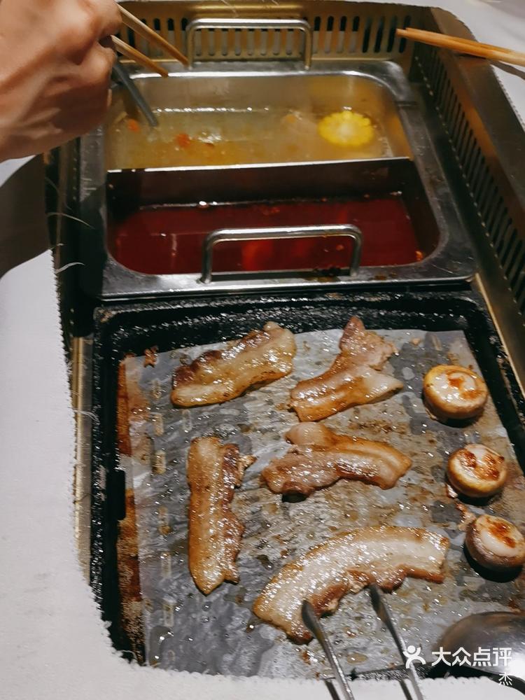 芝小官限定福利免费送 他们的服务员收盘