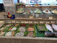 -老东镇啤酒屋海鲜加工·蒸汽海鲜·海鲜烧烤(台东店)