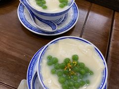-蟹上黄·蟹黄面·江南糖水(人民广场店)