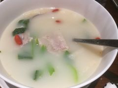 菜胆鲜竹荪汤-眉州东坡·熊猫主题餐厅(枫蓝店)