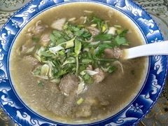 -穆豪麦蒸碗羊羔肉