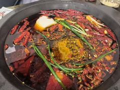 -黄潇洒老火锅(九眼桥宏济巷店)