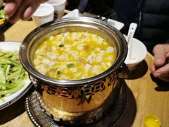 -吴越荣记苏州菜·松鼠桂鱼100%活鱼现做(斜塘老街店)
