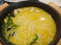 -桥香园过桥米线(国贸店)