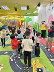 -莫莉幻想儿童乐园(绍兴金帝银泰城店)