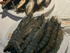 -领鲜活海鲜榴莲自助火锅(东门店)