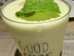 牛油果榴莲奶昔-卡朋西餐(扬名广场店)