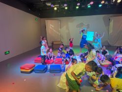 -小鸡哆哆故事屋·儿童乐园(嘉里城店)