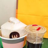 玉房九霄露，碧叶四时春