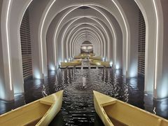 -涨巢·潮玩水疗局