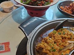 -阿瓦山寨·湘菜现炒·剁椒鱼头王(咸阳总店)