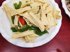 -金杨拉面王小吃面馆·牛三宝面·红烧牛肉粉