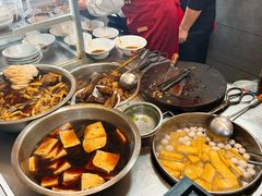 -松树干拌面店