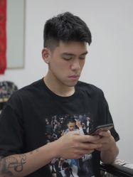 -贝勒爷专业男发