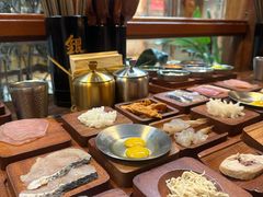 -银米·云南传统过桥米线(双廊黑金冠店)
