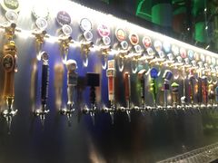 啤酒墙-LEUVEN鲁汶比利时啤酒屋(群力店)