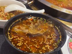 -沸炉重庆老火锅(军事博物馆店)