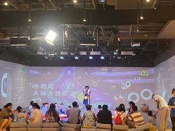 -小鸡哆哆故事屋·儿童乐园(嘉里城店)