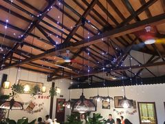 大堂-东家小院金汤酸菜鱼(南阳路店)