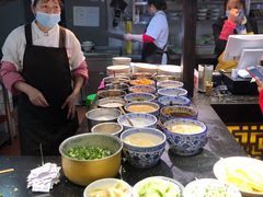 -八一路好吃街(雨田商务大厦店)