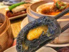 竹炭黄金流沙包-添好运点心专门店(百老汇店)
