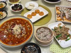 -莲餐厅·湖北菜·藕汤老手艺(愚园路店)