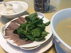 -桥香园云南过桥米线(金马碧鸡店)