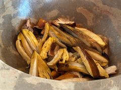 -云朵小院·石锅鱼·野生菌餐厅(蒗放店)