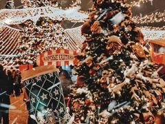 -滴血救世主教堂