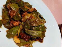 黑猪肉炖豆角-宏达宴老菜馆(群力第四大道店)