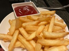 -WOLFGANG PUCK KITCHEN & BAR(迪士尼小镇店)