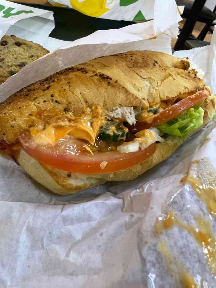 赛百味subway(荟聚购物中心店)-"长期以来觉得这个汉堡最好吃啦!