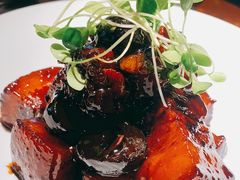 陈年花雕红烧肉-麻六记(新天地店)