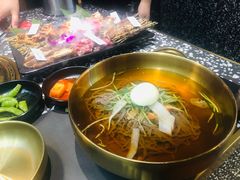 -黑牛の場烤肉(摩天活力城店)
