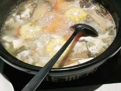 -越城记黑鱼煲(万达店)