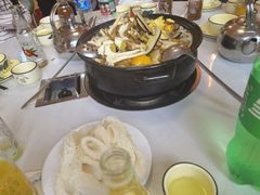 -菌之家·专业纯野生菌火锅·特色炒菌