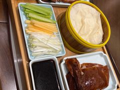 -梅花香里大酒店(郁金香路店)