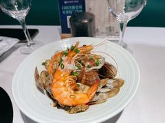 -泓炙颐凤鲜海鲜火锅料理(桐乡店)