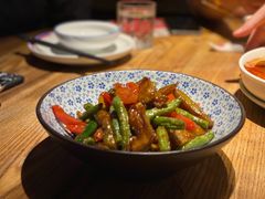 地三鲜-蜜桃餐厅·江浙融合菜(荟聚购物中心店)