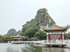 -星湖旅游景区七星岩