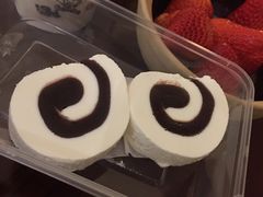 豆沙奶卷-牛姥姥牛奶酪