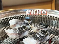 -围炉肉舍•炭烤活鳗•丹东海鲜烤肉(步行街店)