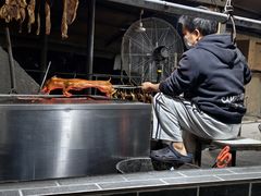 -大石鼓山庄·珠海第一烧猪