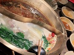 -小龙坎火锅(湖滨银泰in77店)
